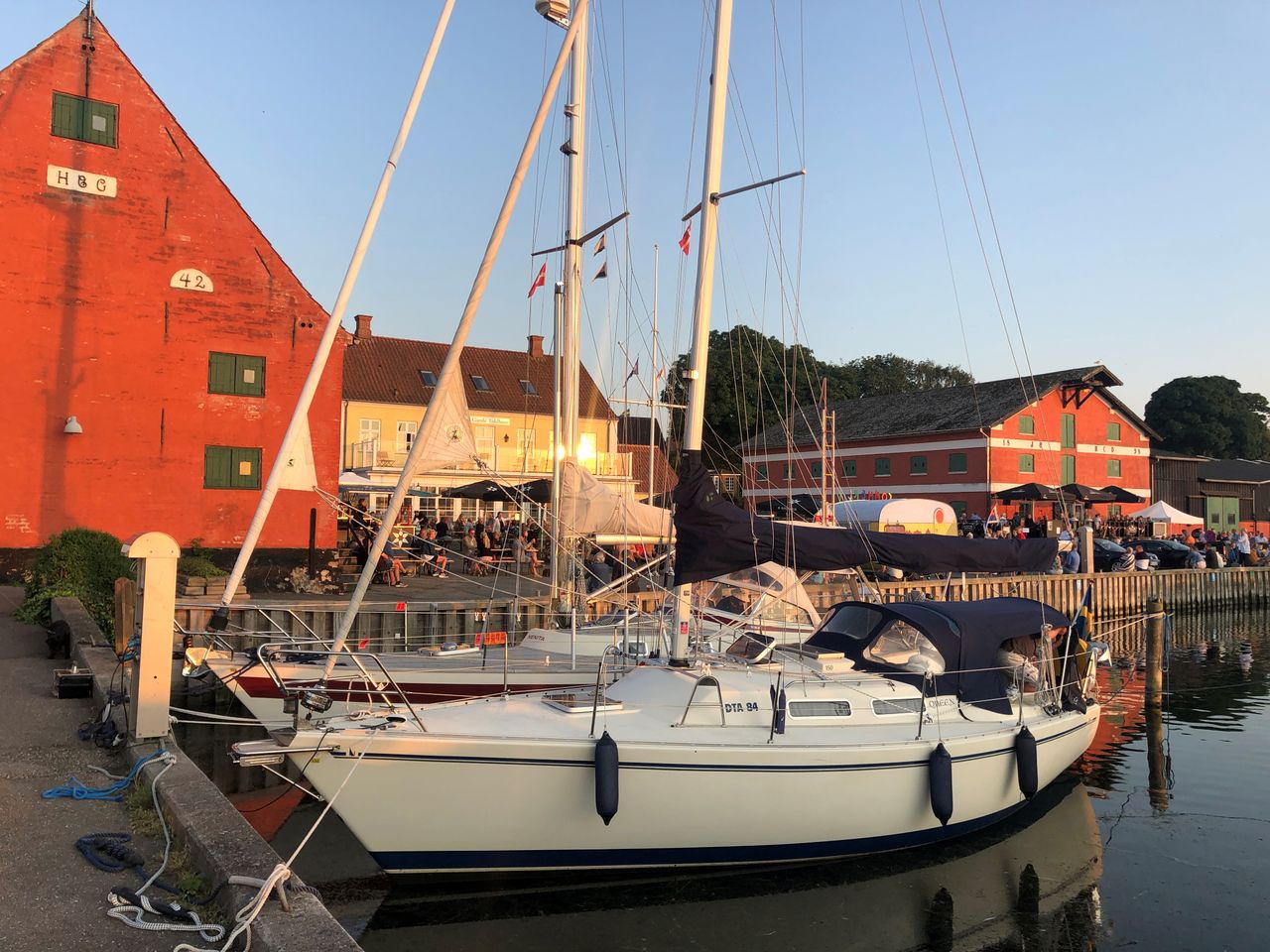 Ejendomsbillede 3 af 9